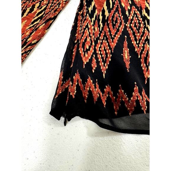 NWT!! Bandolino V Neck,Aztec Earthy Top,Slit Sleeves,Wooden Bead Accents,Gypsy - Picture 11 of 12